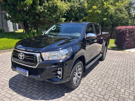 TOYOTA HILUX 2.8 SRV 4X4 CD 16V DIESEL 4P AUTOMÁTICO